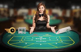 Pemain pasarantogel2 menggunakan smartphone di berbagai kota Indonesia